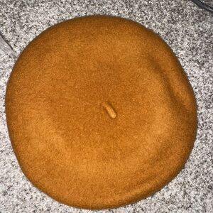 Stylish Tan Beret